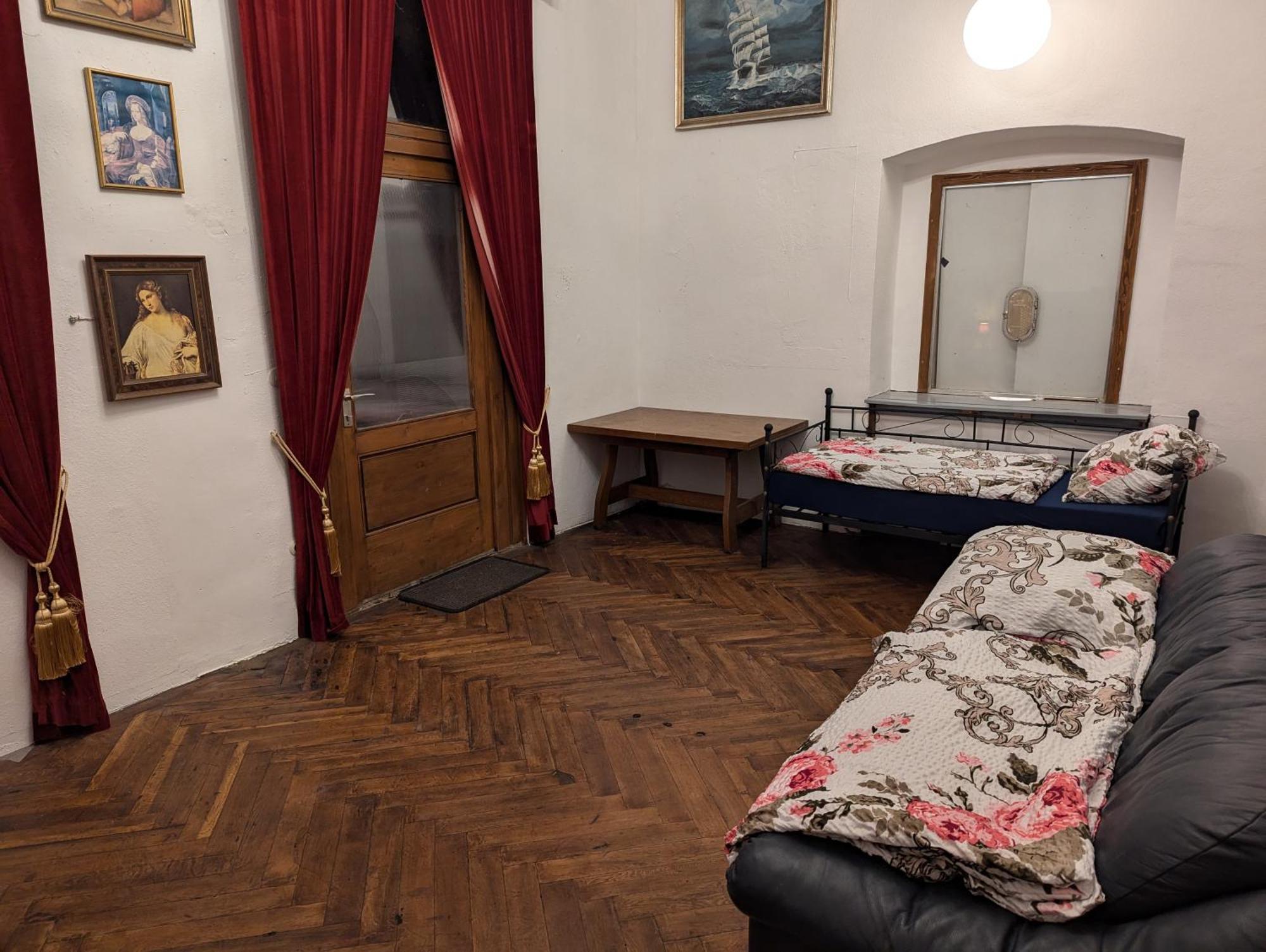 Alte Bahnhofshallen Ридлинген Екстериор снимка